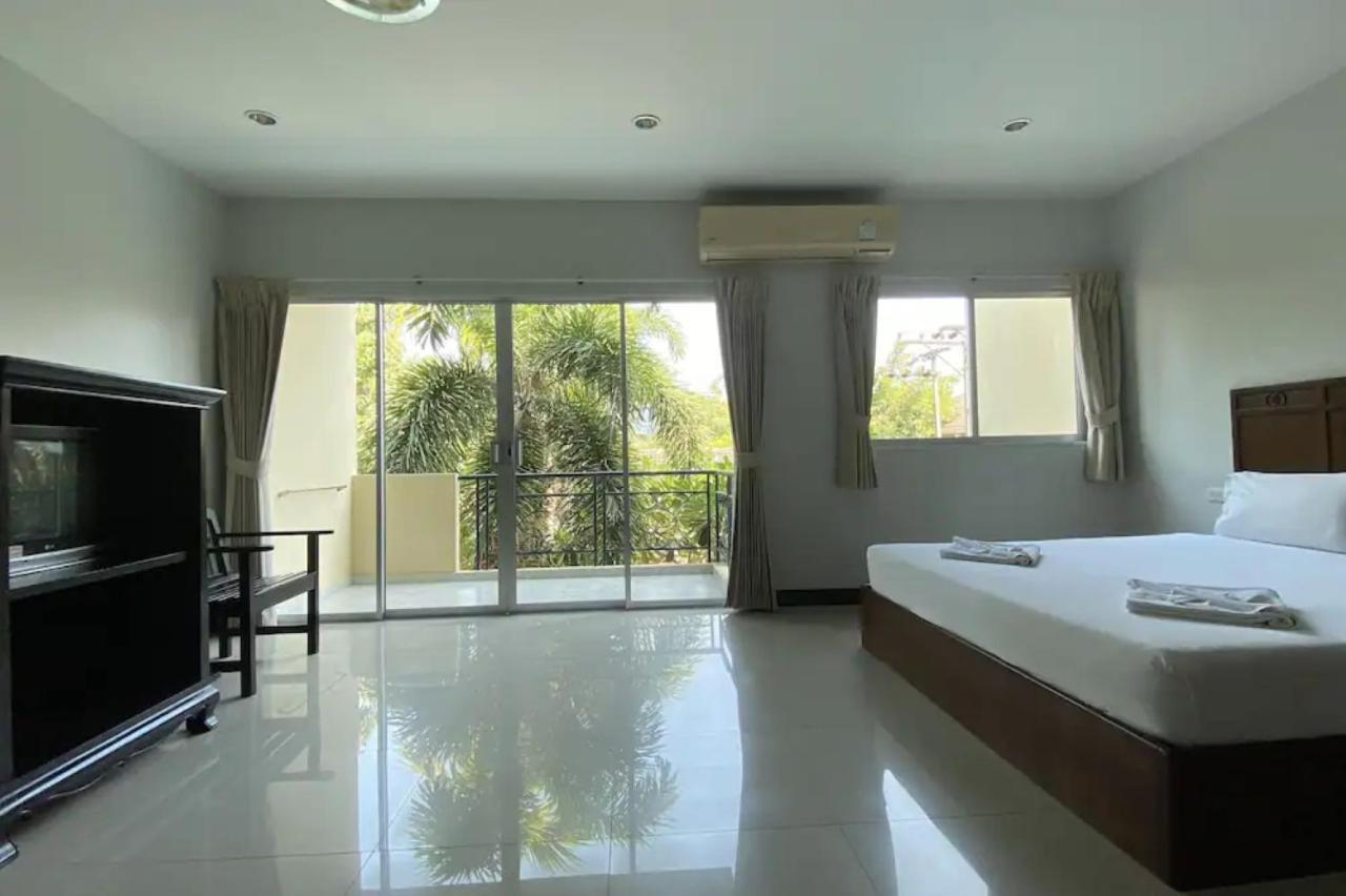 Ferienwohnung C.A.P Mansion Phuket Exterior foto