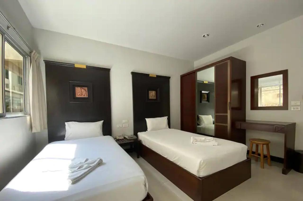 Ferienwohnung C.A.P Mansion Phuket Exterior foto