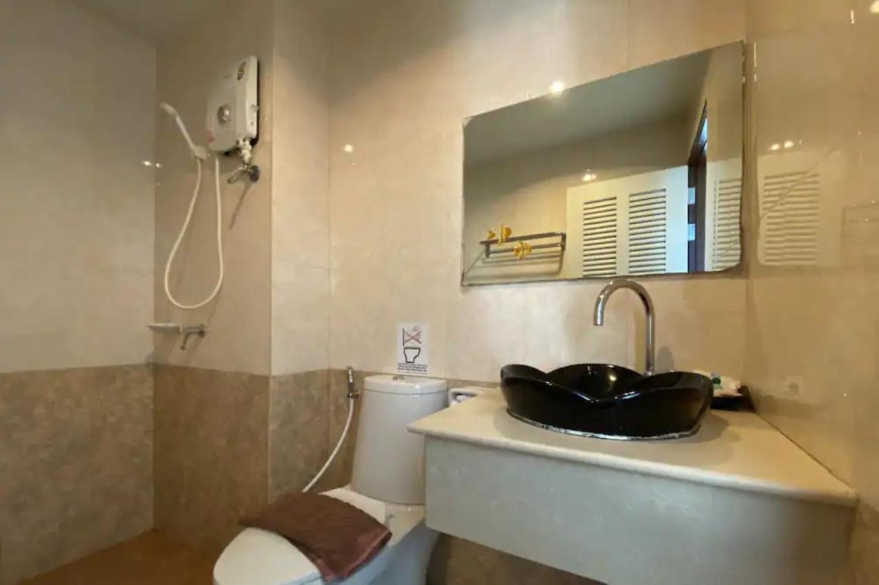 Ferienwohnung C.A.P Mansion Phuket Exterior foto