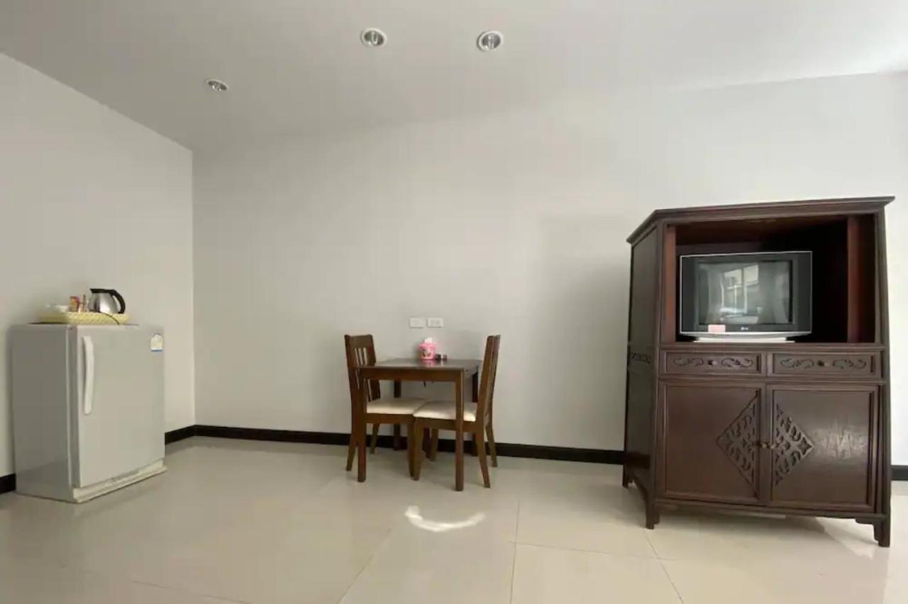 Ferienwohnung C.A.P Mansion Phuket Exterior foto