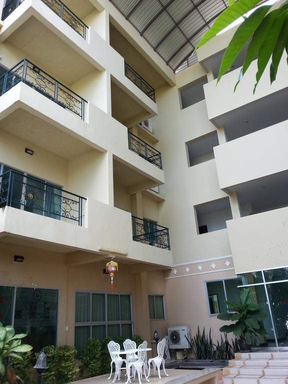 Ferienwohnung C.A.P Mansion Phuket Exterior foto