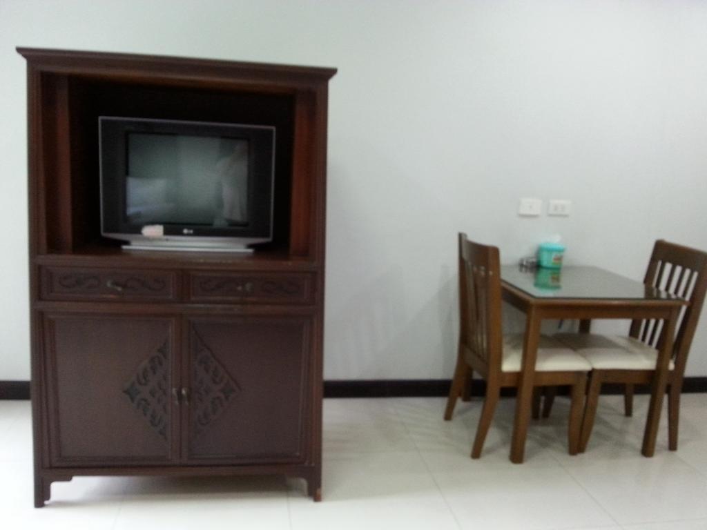 Ferienwohnung C.A.P Mansion Phuket Exterior foto
