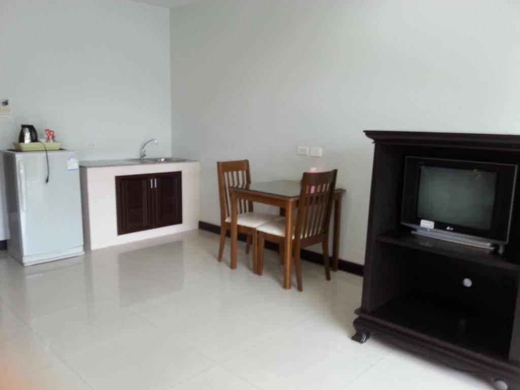 Ferienwohnung C.A.P Mansion Phuket Exterior foto