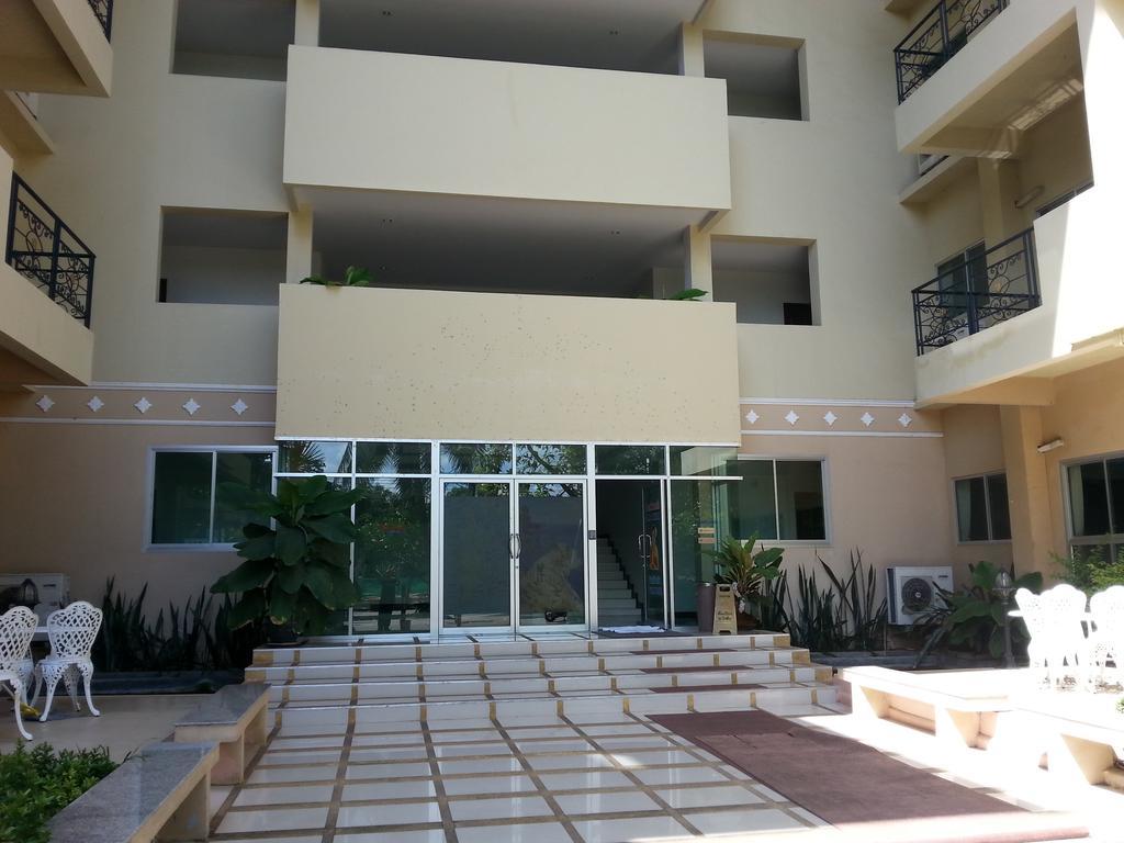 Ferienwohnung C.A.P Mansion Phuket Exterior foto