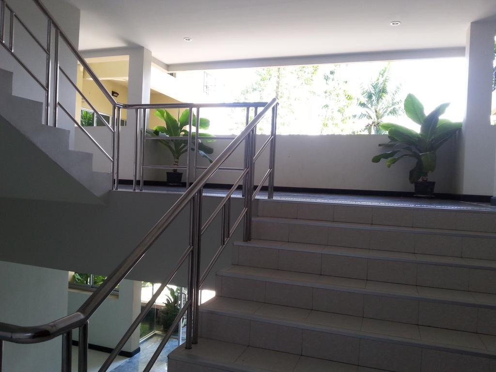 Ferienwohnung C.A.P Mansion Phuket Exterior foto