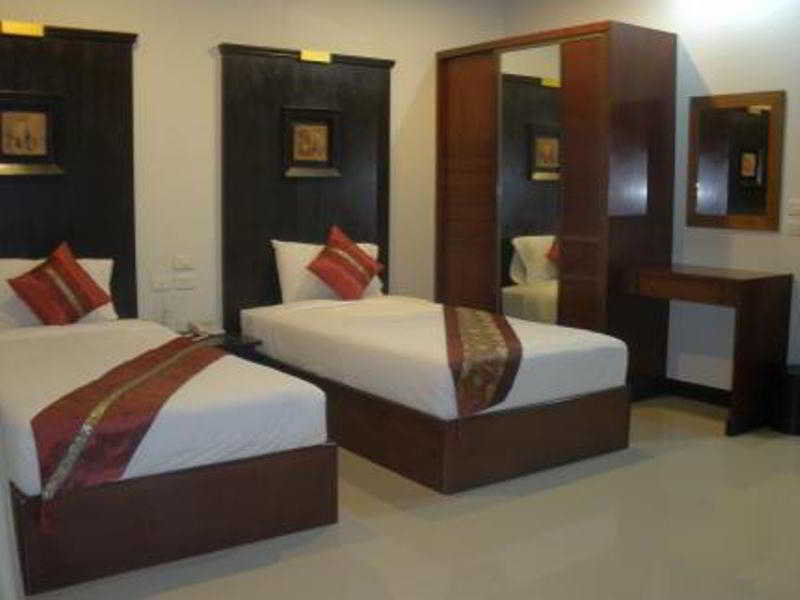 Ferienwohnung C.A.P Mansion Phuket Exterior foto